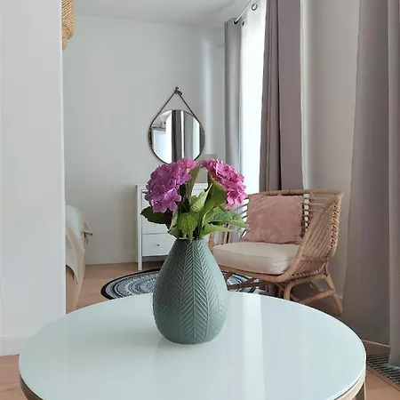 Apartment Garden *